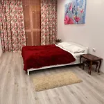 شقة залізнична 34 *