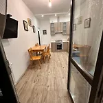залізнична 34 شقة